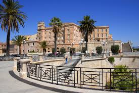 Otelin konumu al bastione di cagliari, cagliari bölgesinde, golf sahasına yakın ve cagliari katedrali müzesi ve saint remy kalesi ile birkaç dakika mesafede misafirlerimize hizmet vermektedir. Bastione Saint Remy Sardegnaturismo Sito Ufficiale Del Turismo Della Regione Sardegna