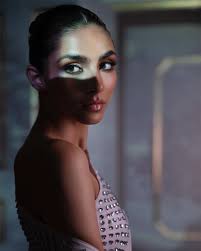 Nhan sắc xinh đẹp của nữ thạc sĩ đăng quang hoa hậu