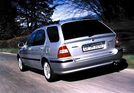 Many of us grew up with them because the civic has been a honda trademark for more than 30 years. Bildergalerie Honda Civic Kombi Baujahr 1998 2000 Autoplenum De