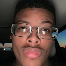 Senior Spotlight JOSÉ #1723iswatching