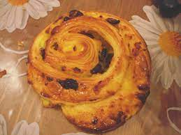 Put 2 heaping tablespoons of the butter mixture over the escargots in each ramekin. Pain Aux Raisins Wikipedia