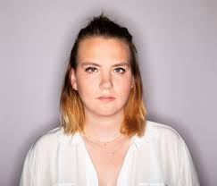 Misschien kom ik u wel tegen op een van mijn. Anne Fleur Dekker Ik Raakte In Oorlog Met De Rest Van De Wereld En Heb Mezelf Nog Niet Vergeven Trouw
