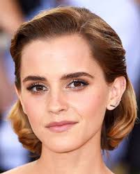 Stuck on how to style your short hair? Best Short Hair Styles Bobs Pixie Cuts And More Celebrity Hairstyles For Short Hair