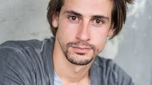 Anticipazioni Tempesta d'amore, trame tedesche: Paul ha un attacco di  panico