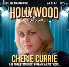 Wow! Marie Currie really outdid herself!! Fantastic!! Meet 'Tranquility' my  first 13” wooden plate. I teamed up with Erica Bunce of 'Erica's Handmade  Treasures' who made the clay foliage. Email me if