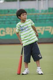 오후 10시가 넘어서도 술을 마실 수 있다며 단속반을 안내한 호객꾼이 업소 입구 벨을 누르자 잠겨 있던 문이 안에서 열렸고, 룸마다 술판이 벌어지고 있었던 것이다. í‚¤ì›€ížˆì–´ë¡œì¦ˆ ì™¸ì•¼ìˆ˜ ì´ì •í›„ Jpgif ìŠ¤í€˜ì–´ ì¹´í…Œê³ ë¦¬