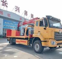 Sinotruk Howo Changxing Crane Wrecker Truck - SuiZhou Truck