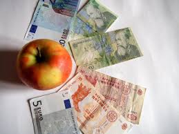 To convert romanian leu to euros or determine the romanian leu euro exchange rate simply use the currency converter on the right of this page, which offers fast live exchange rate conversions today! World Convertible Currency Banknotes United States Dollars British Pounds And Euros Stock Photo Image Of Banknote Bank 162657002