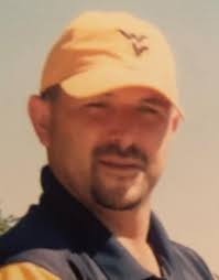 Russell Lehew's Instagram, Twitter & Facebook