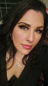 Hi! I'm new to this group. I recently joined because.. I'm a singer from  Leeds and was performing last night at the last bank but the WiFi  disconnected as I posted with