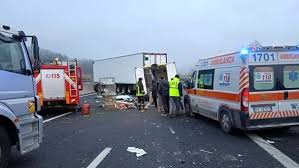 Auto scivola fuori strada al brugnello, intervengono i vigili del fuoco. Tragedia In A14 Schianto Tra Mezzi Pesanti Muore Volontaria Enpa Elisabetta Barbieri