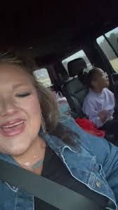 Sonja Osborne's Instagram, Twitter & Facebook