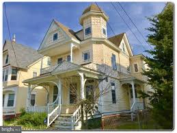 223 E Pine St Millville Nj 08332 Victorian Homes Old Houses House Styles