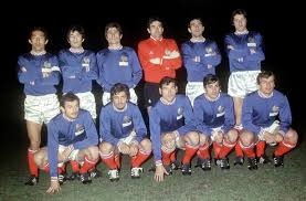 Pertinence nom, a à z nom, z à a prix, croissant prix, décroissant. Diaporama Tous Les Maillots De L Equipe De France Depuis 50 Ans France Football