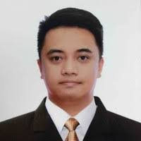 Michelle Llaguno's Instagram, Twitter & Facebook