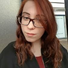 Robyn Barnett's Instagram, Twitter & Facebook