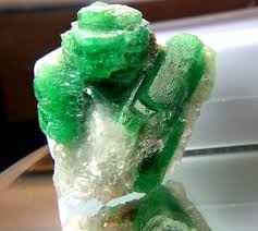 161cts Emerald Rough Specimen Gc Green Gemstones Rocks And Gems Geology Rocks Mineral