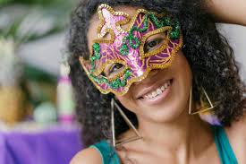 How to Throw an Authentic Mardi Gras Party