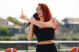 Vivien, anna, michelle & claudia mit zu besuch von céline | dsds 2021 13.02.2021 в 21:15 deutschland sucht den superstar Giulia Lena Fortuna Dsds 2021 Das Achte Casting