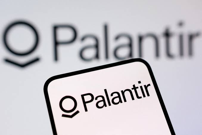 Palantir lifts annual revenue forecast on steady demand for AI-powered data analytics | Reuters