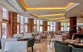 السعودية تعدل مواعيد عمل المطاعم خلال رمضان معلومات مباشر