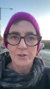 When I was in Primary 1, we had a music teacher from New Zealand called Ms  Struthers. She wore sandals and wire-rimmed specs and played the autoharp.  She was a Ms, not