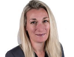 Lauren Springfield's Instagram, Twitter & Facebook