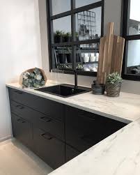 Gardagens Styling Ikea Kallered Snittblommor Styling Inspo Inredning Visualmerchandiser Dekoration Kok Kungsb Kjokken Inspirasjon Kjokkenideer Kjokkenkrok
