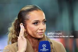 553 Kate Giles Photos & High Res Pictures