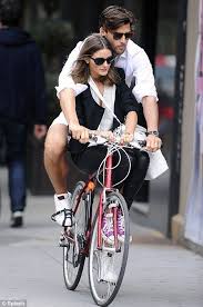 Could Anything Be Cuter Stylish Couple Fashion Olivia Palermo Style