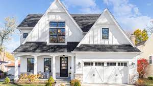 Farmhouse exterior paint colors 2021 benjamin. The Most Popular Exterior Paint Colors Of 2021