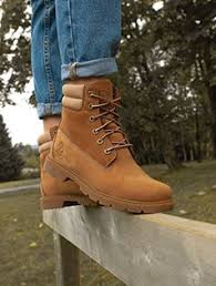 The Timberland Linden Woods Boot For Women Is Both Iconic And Practical With Its Waterproof Leather Upper And 400 Grams Primalof Boots Timberland Womens Boots