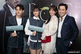 Sau khi đạt được những thành tích đáng kinh ngạc tại phòng vé trong nước, gần đây bố già tiếp tục đến với khán giả quốc tế tại các thị trường đầy tiềm năng như: Dan Sao Má»«ng Tráº¥n Thanh Ra Máº¯t Phim Ngoi Sao