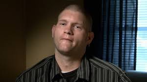 Once a football player with a bright future, Darick dropped out of school  to get married when his girlfriend got pregnant. #Intervention