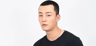 He is known best known for his roles in dramas such as l.u.c.a.: Taflrdnmih Lxm