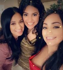 📸 La vida es mejor en bikini: Carla Medrano vivió diciembre viajando, con  amigos y familia