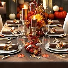 25 Cheap And Easy Diy Thanksgiving Centerpiece Ideas Homeridian Com Thanksgiving Table Settings Thanksgiving Table Decorations Thanksgiving Dinner Table Decorations