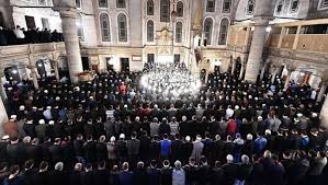 Niyet ettim allah rızası için akşam namazının üç rekat farzını kılmaya diye niyet ederiz. Aksam Namazi Nasil Kilinir Aksam Namazi Kac Rekattir Gundem Haberleri