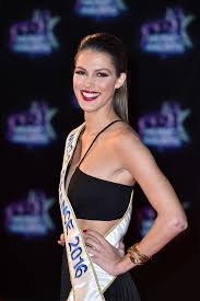 Biographie, dernières actualités et vidéos exclusives de iris mittenaere sur mytf1. Iris Mittenaere Zimbio