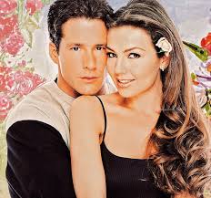 Fernando carrillo se compromete con su novia maría gabriela | hoy. Thaliadaily Thalia Photo Actors