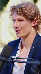 Valerie Taylor: Pioneer of Shark Filming in Australia