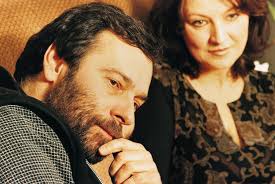 Kam se poděl publicista a politik Radek John? Oslavil 69 a je potřetí  ženatý s o 21 let mladší fotomodelkou