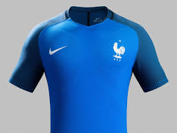 Seperti halnya jersey home prancis yang sudah dirilis sebelumnya, jersey away ini pun bertema klasik. Jersey Prancis Euro 2016 Quickly Football