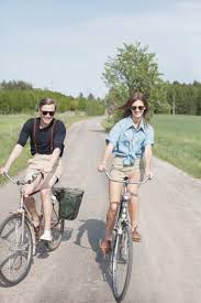 by agnes thor ファッションのカップル ファッションアイデア 自転車ガール