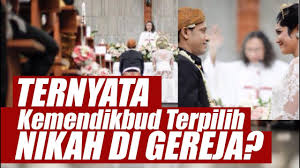 Nadiem makarim dan istrinya ternyata beda agama. Nadiem Makarim Kristen