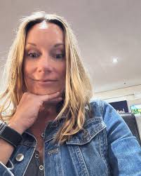 This nigga went thru my phone now he packing my bags. I think we going to  Miami 🥰