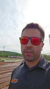 Gettysburg Clash tonight here at Lincoln Speedway with the World of Outlaws  Sprint Car Series!! Looking forward to racing here in the Pigeon Hills!  💪🏽🔥 #DG2 #Raceday #WorldofOutlaws #PA