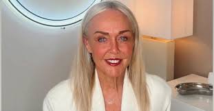 Make an appointment at Carrie Styles Clinic