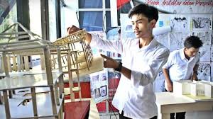 Arsitektur merupakan salah satu jurusan yang cukup populer di indonesia. Ujian Final Mahasiswa Teknik Arsitektur Unibos Pamer Karya Tribun Timur