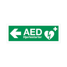 Skilt med angivelse af hjertestarter i henhold til regulering asr a1.3 og standard din en iso 7010. Aed Skilt Plast Venstre Pil Hjertevagt Dk